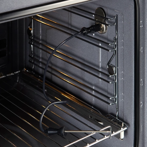 Духовой шкаф VARD VOP682B